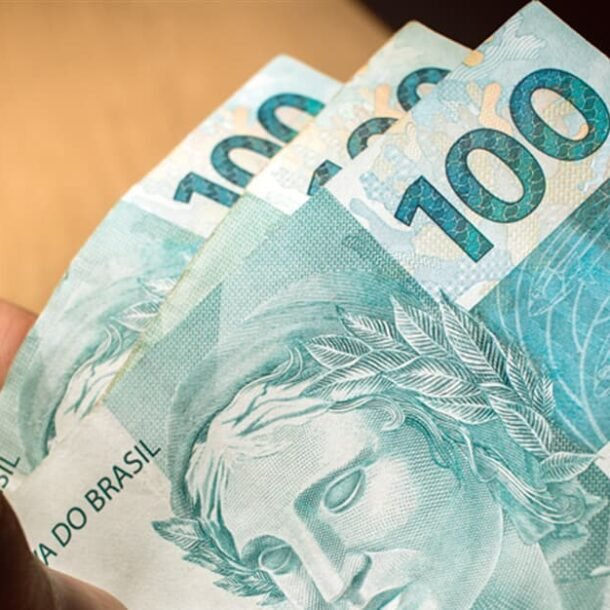 Decreto que fixou R$ 303 como mínimo existencial é questionado no STF   Migalhas