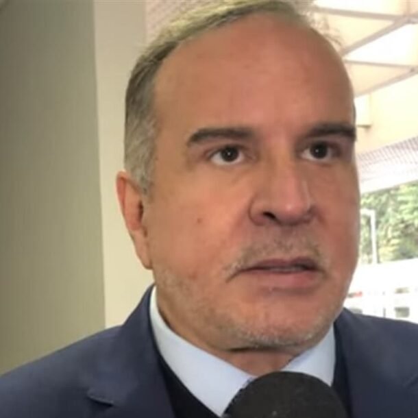 Democracia desenvolve no processo legislativo, diz Murillo de Aragão   Migalhas