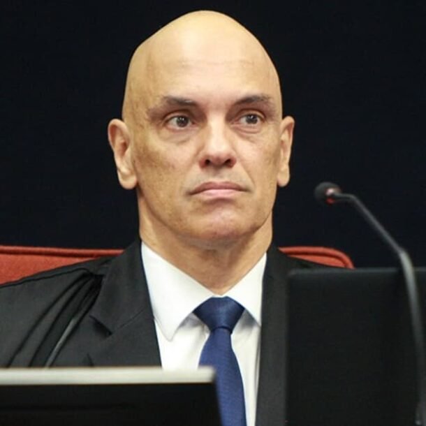 Moraes proíbe operações da PRF sobre transporte público neste domingo   Migalhas
