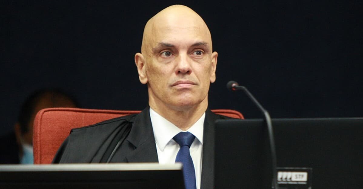 Moraes proíbe operações da PRF sobre transporte público neste domingo   Migalhas