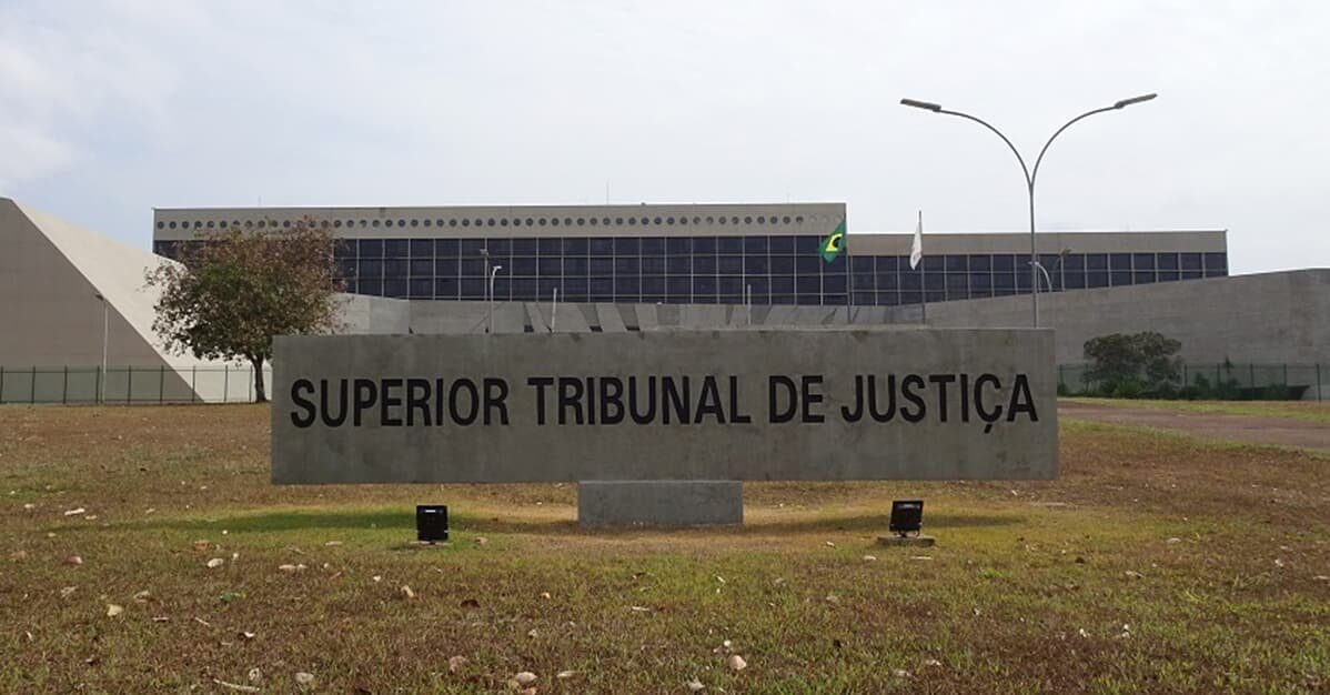 FGTS deve ser feito na conta do empregado que fez acordo? STJ analisa   Migalhas