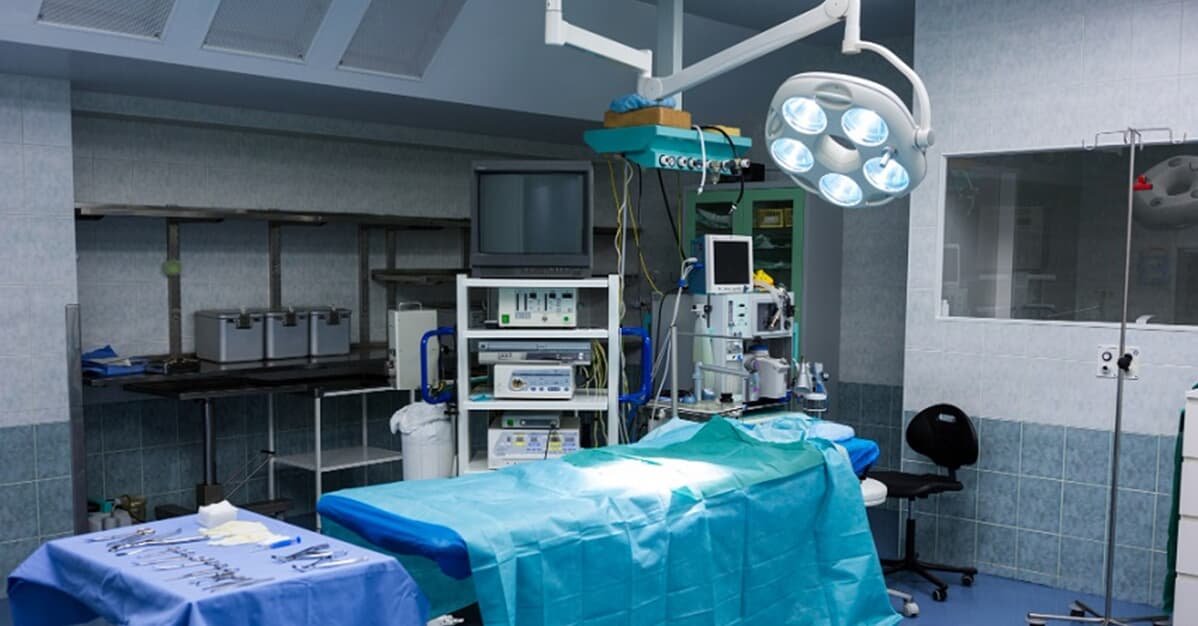 Justiça manda plano cobrir cirurgia de câncer via robótica   Migalhas