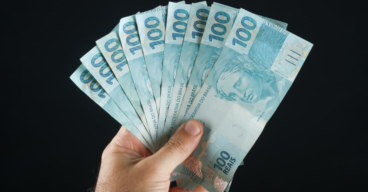 Sancionada lei que amplia margem de consignado de servidores para 45%   Migalhas