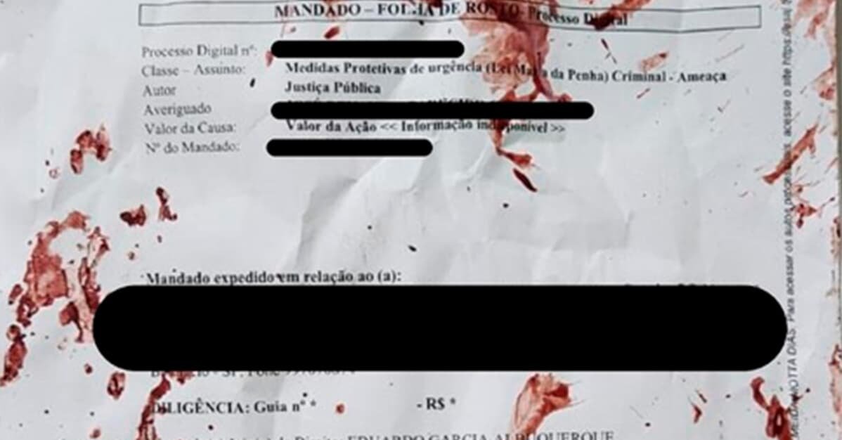 Oficiala de Justiça é espancada após entregar medida protetiva   Migalhas