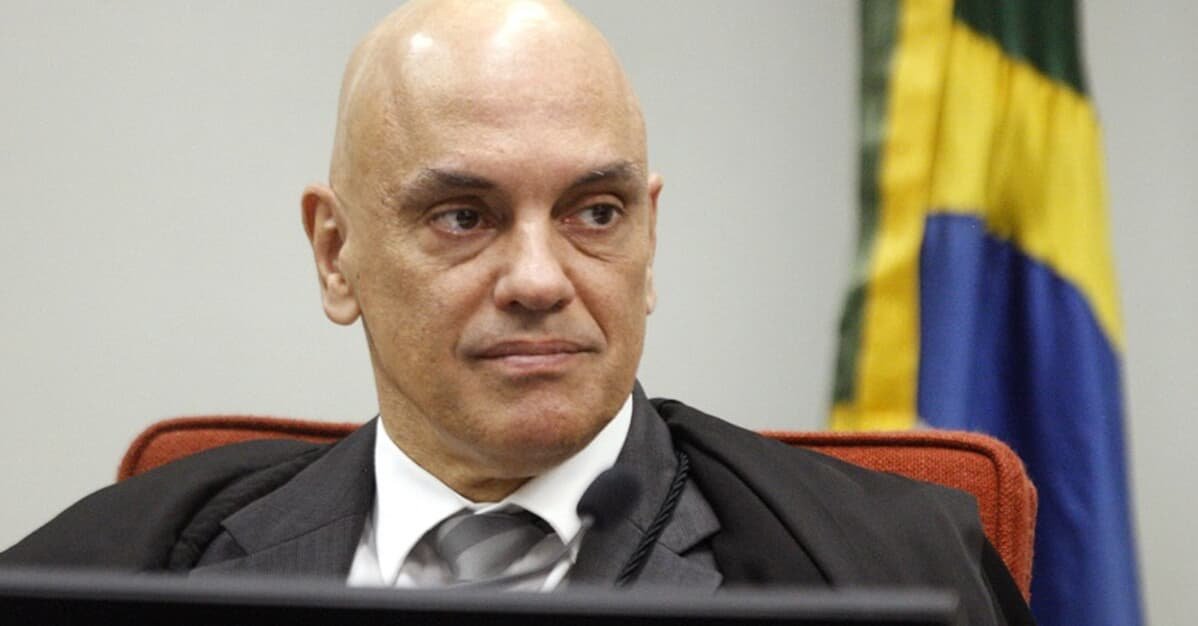 Moraes manda PGR se manifestar sobre pedido de soltura de Fábio Vieira   Migalhas