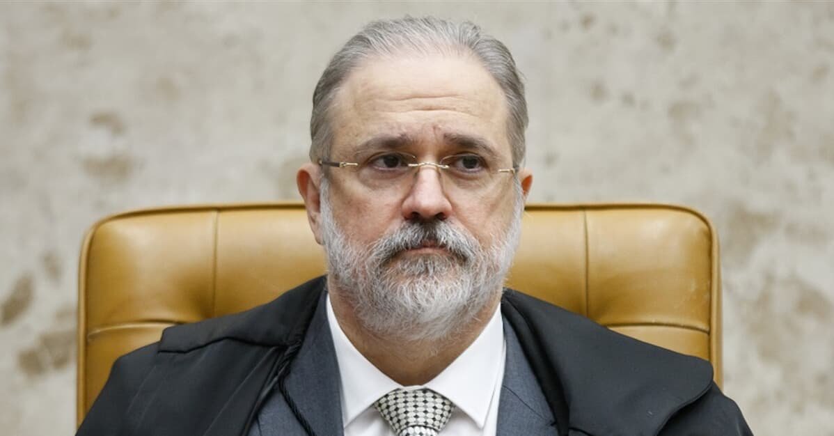 PGR questiona no STF indulto natalino de Bolsonaro    Migalhas