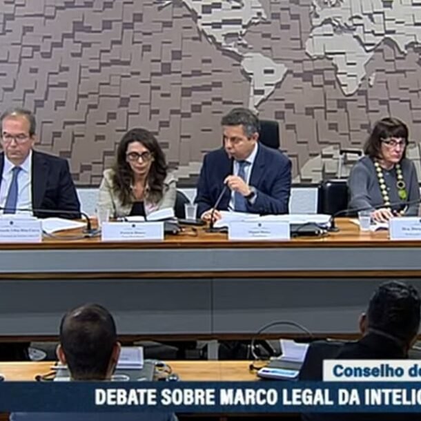 Conselho de Comunicação do Congresso debate Marco Legal da IA   Migalhas