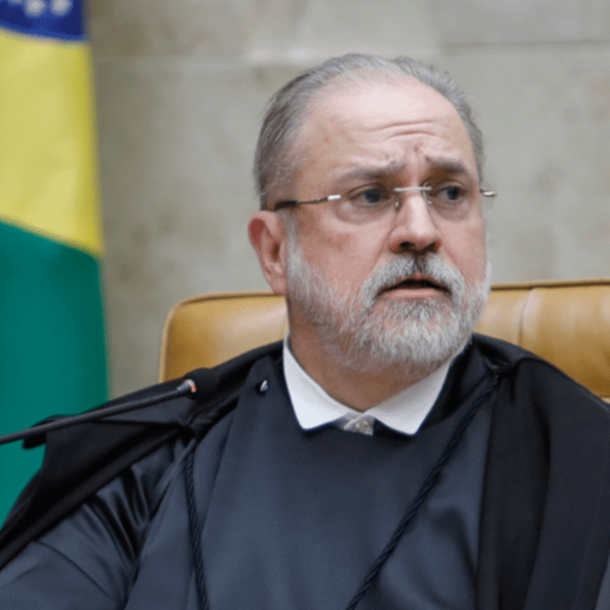 PGR: Pena fixada por Tribunal do Júri deve ser imediatamente cumprida   Migalhas