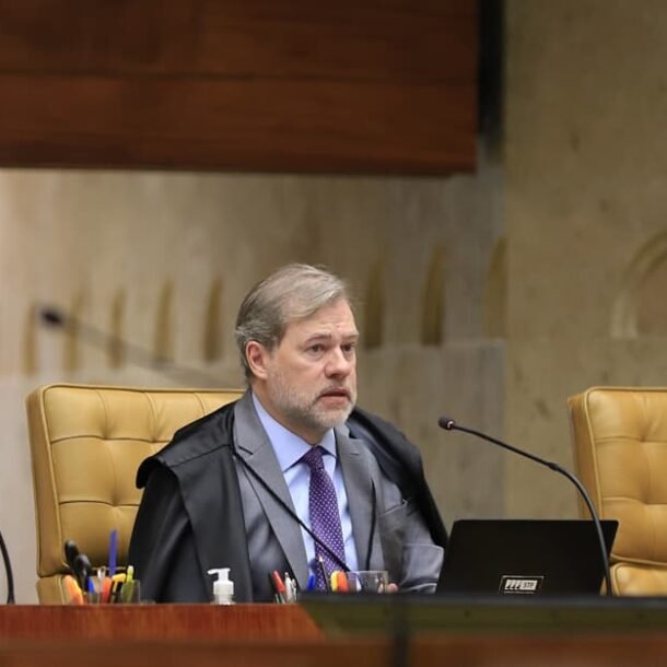 Após fala de Toffoli, instituições defendem manutenção do júri popular   Migalhas