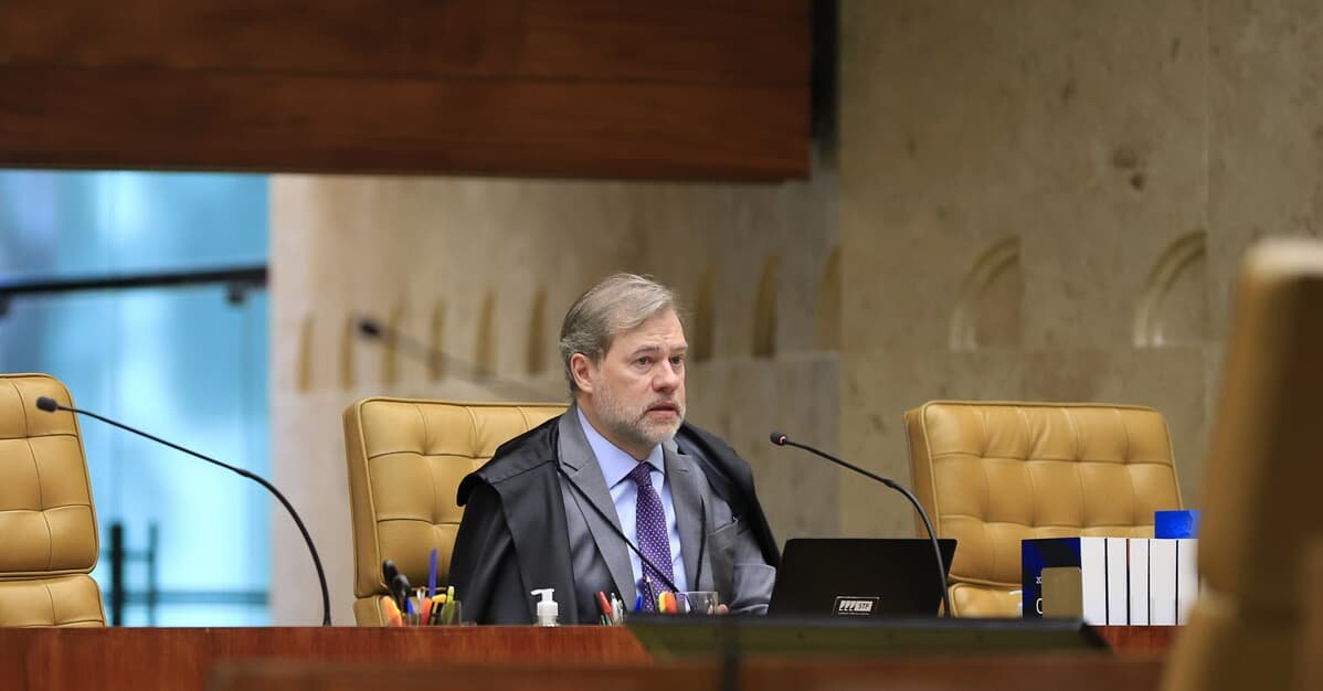 Após fala de Toffoli, instituições defendem manutenção do júri popular   Migalhas