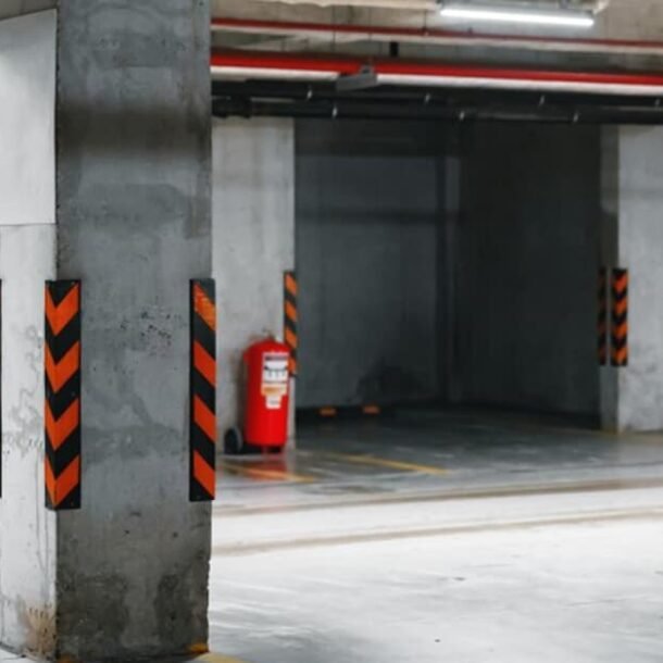 Shopping indenizará donas de veículo danificado em estacionamento   Migalhas