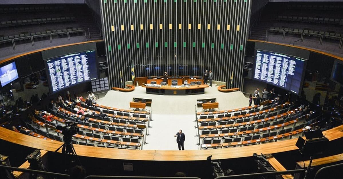 Câmara aprova PL que prorroga desoneração da folha de pagamentos   Migalhas