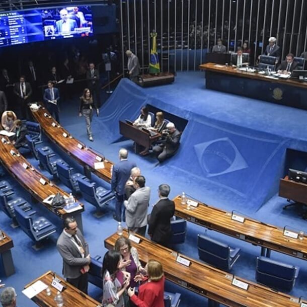 Senado restabelece voto de qualidade no Carf   Migalhas