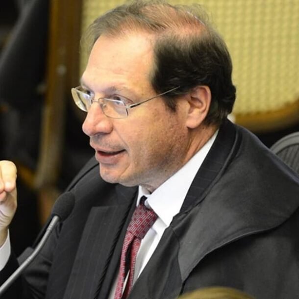 STJ julga execução de liminar que fixa astreintes; Salomão pede vista   Migalhas