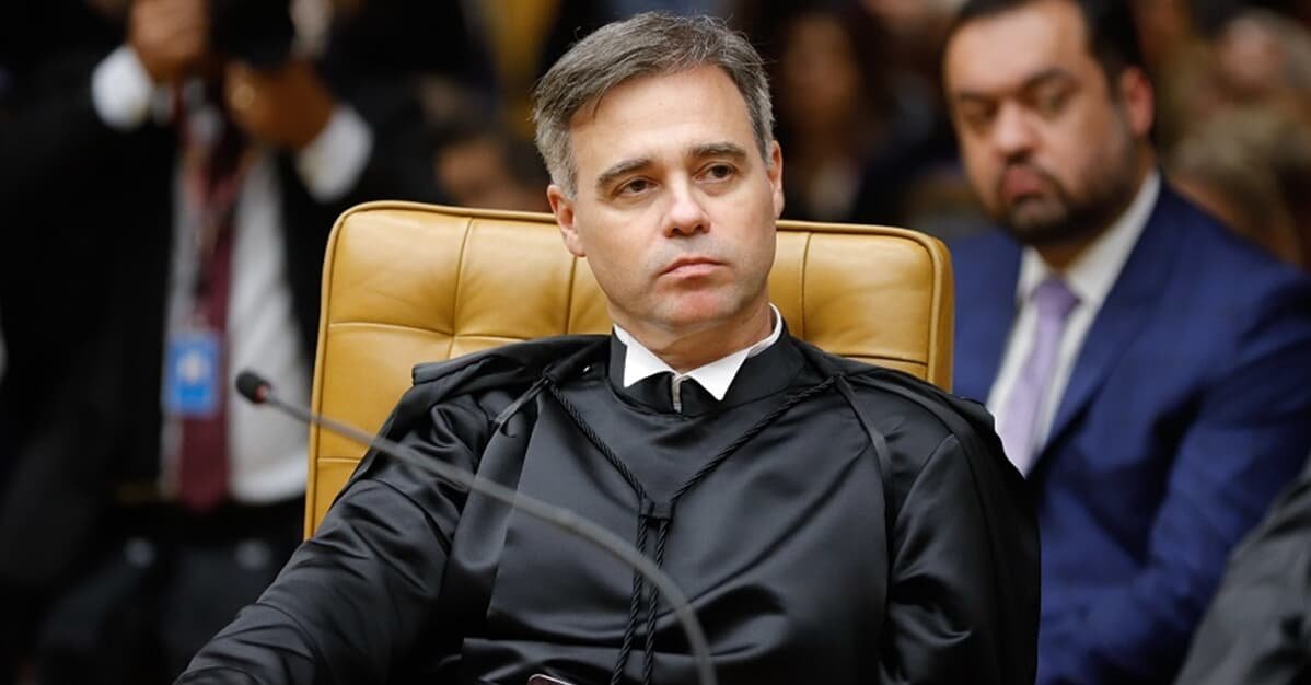 Mendonça pede vista em caso de morte de civil em ação policial   Migalhas
