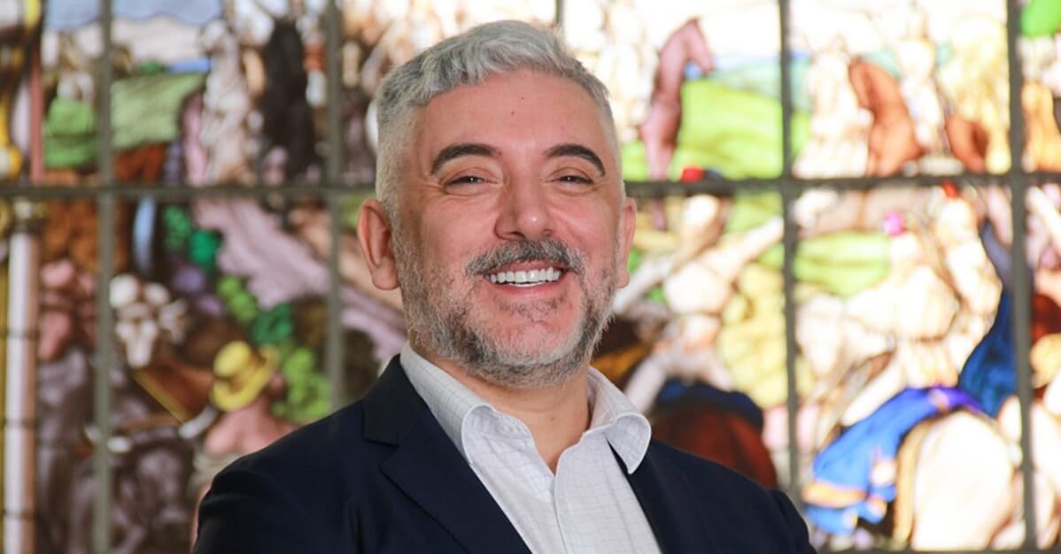 Professor Justino de Oliveira lança livro em SP   Migalhas