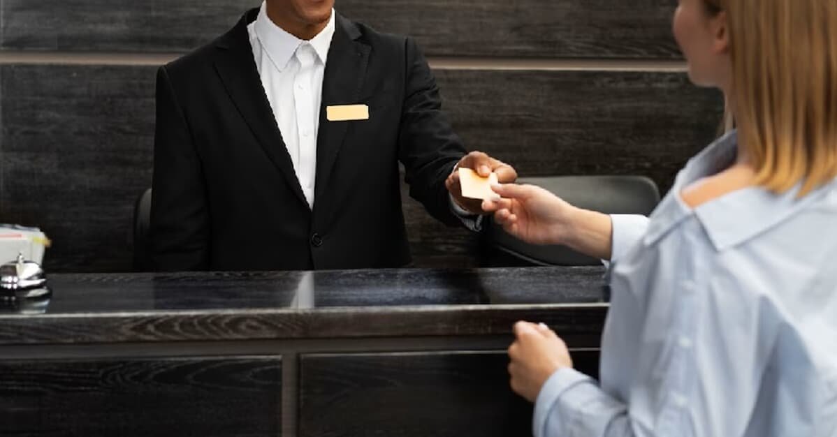 STF valida incidência de ISS no preço total de diárias de hotel   Migalhas
