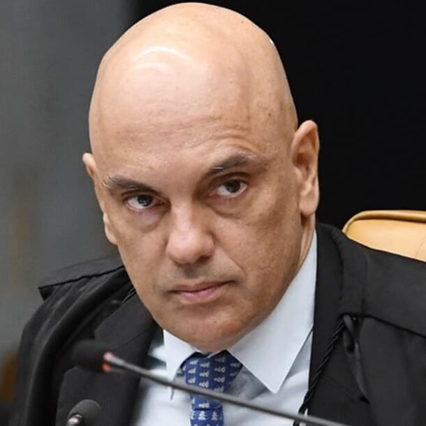 Moraes adia análise de execução trabalhista de empresas do mesmo grupo   Migalhas
