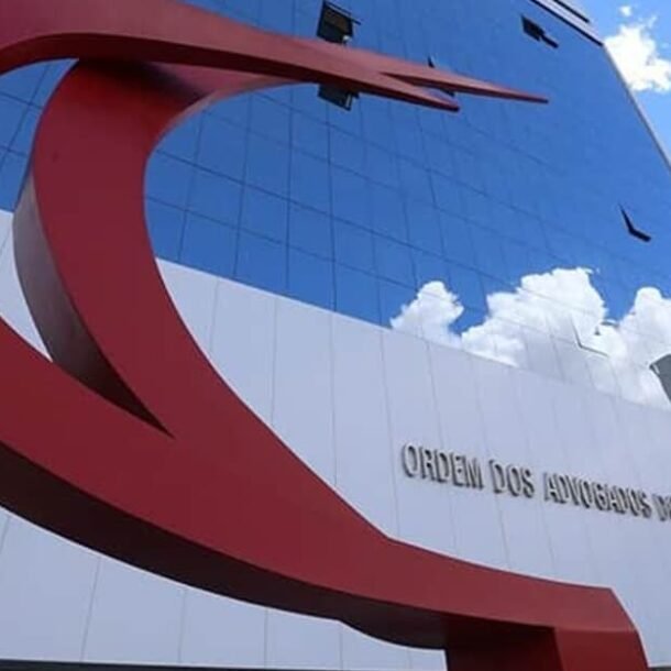 OAB contesta ação da PGR de acesso de advogado a material apreendido   Migalhas
