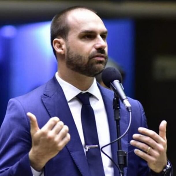 STF notifica Eduardo Bolsonaro por comparar professor a traficante   Migalhas