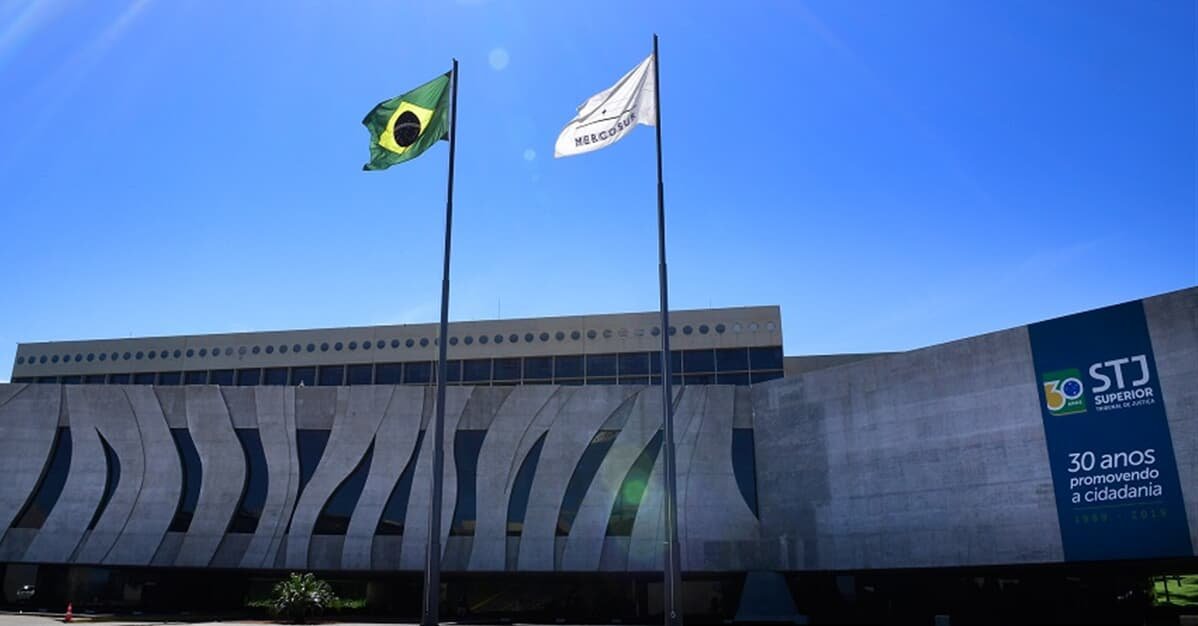 STJ: Preparo atrasado e insuficiente não autoriza deserção sem intimar   Migalhas