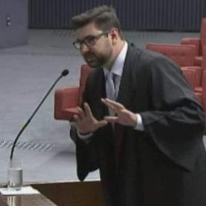 Defesa muda não é ampla. É inconstitucional   Migalhas