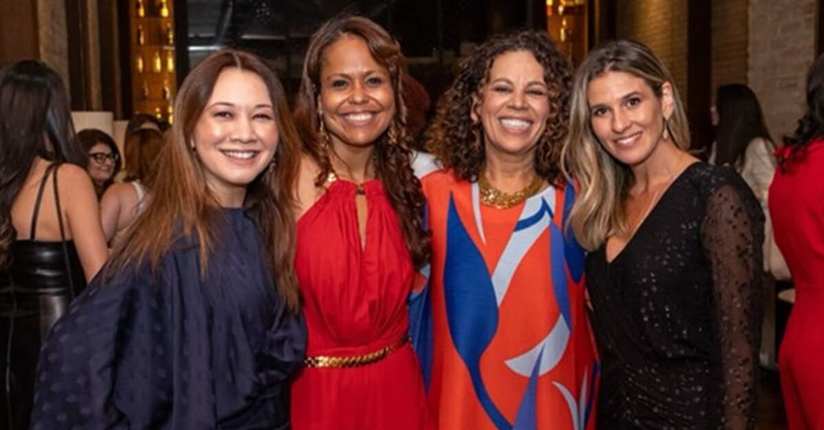 Escritório realiza jantar em homenagem à ministra Edilene Lobo   Migalhas