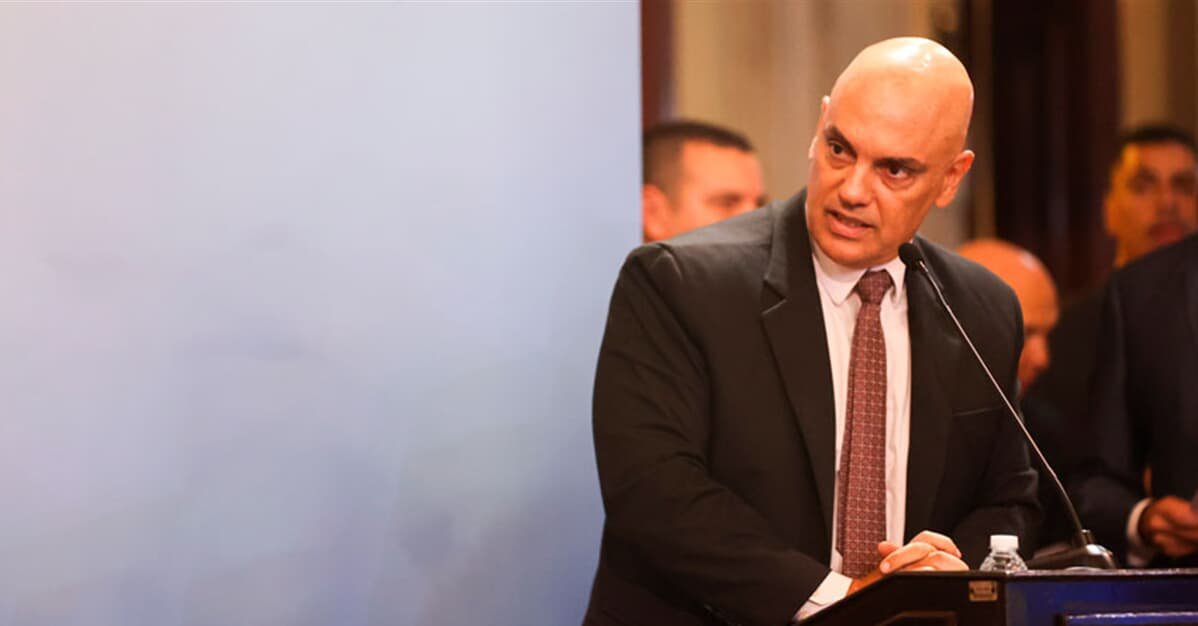 Moraes apresenta tese sobre populismo extremista em concurso da USP   Migalhas