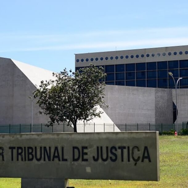STJ: Reincidência impede insignificância no crime de descaminho   Migalhas
