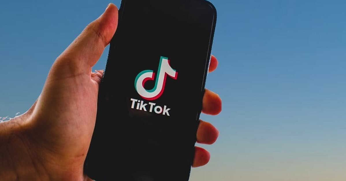 TikTok indenizará influencer por inércia após ataque hacker   Migalhas