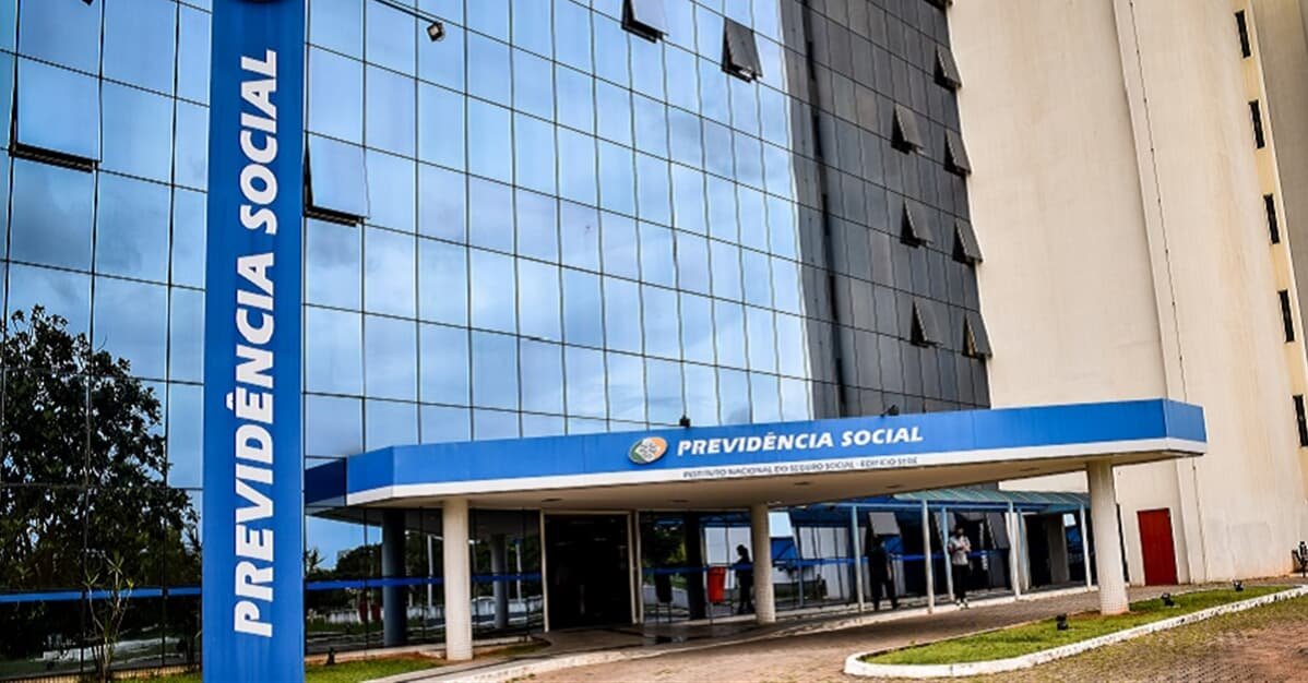 AO VIVO: STF volta a julgar regras da reforma da previdência de 2019    Migalhas