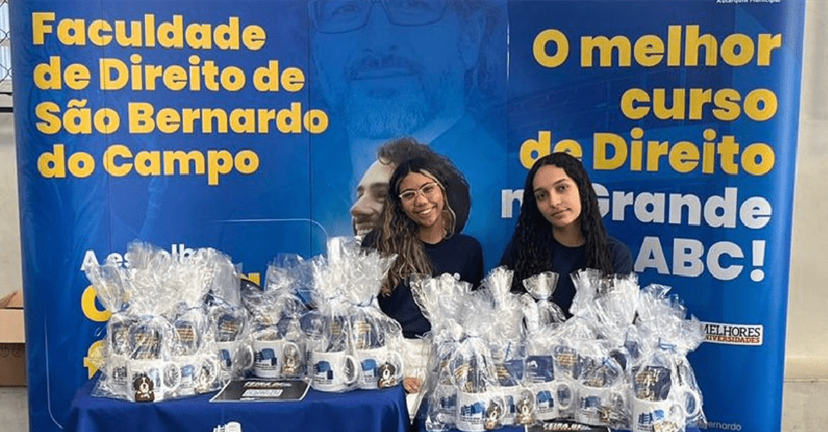 Direito São Bernardo participa de feira de profissões   Migalhas