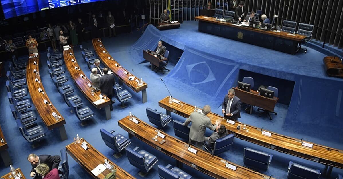 Senado: Projeto de Lei busca punir fraudes em vaquinhas online   Migalhas