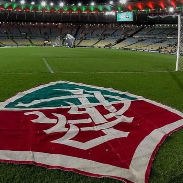 TST rescinde contrato de jogador do Fluminense por atraso no FGTS   Migalhas