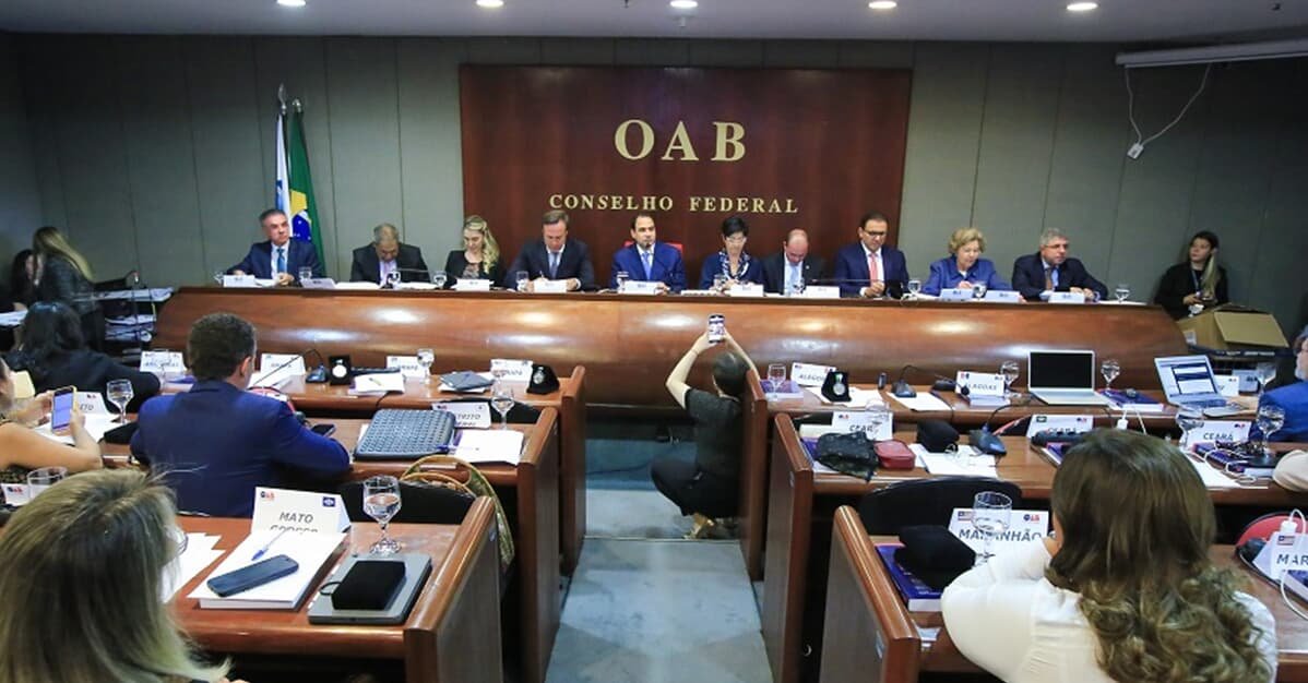 OAB ajuizará ação contra lei do Acre que alterou valor teto das RPVs   Migalhas