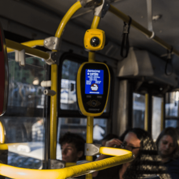 TRT 2 nega acúmulo de função a motorista que trabalhava como cobrador   Migalhas
