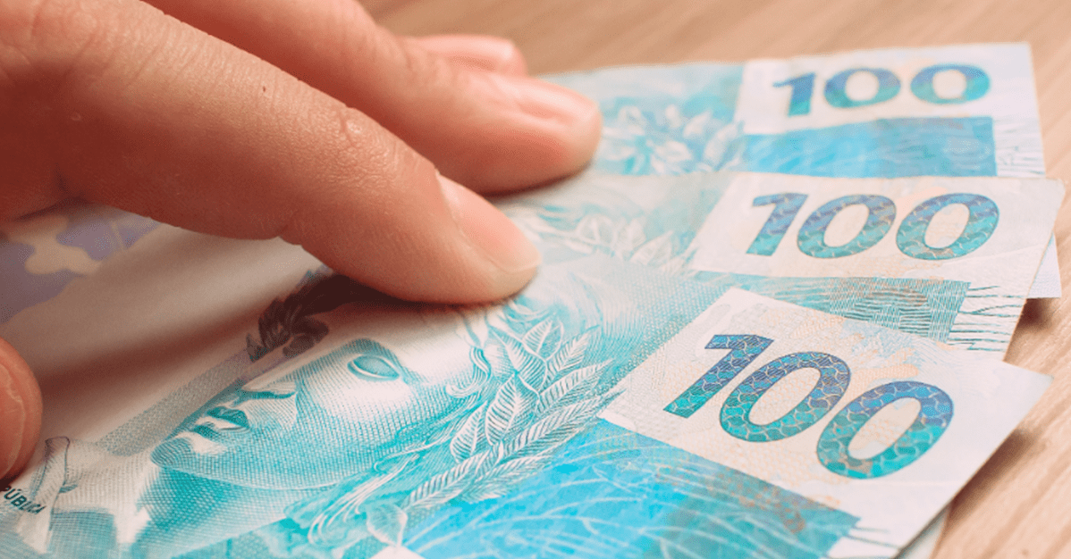 TST: Trainee que recebia abaixo do piso receberá diferenças salariais   Migalhas