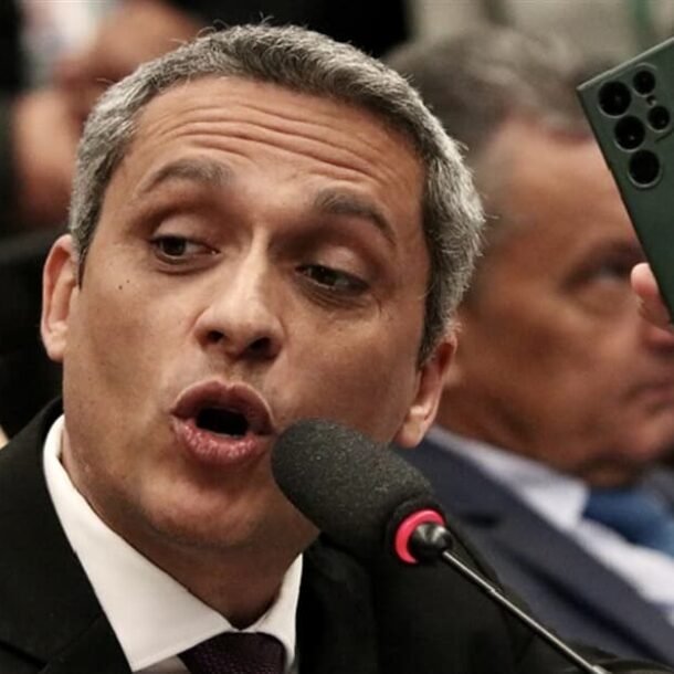 1ª turma do STF torna deputado Gustavo Gayer réu por ofensas a senador   Migalhas