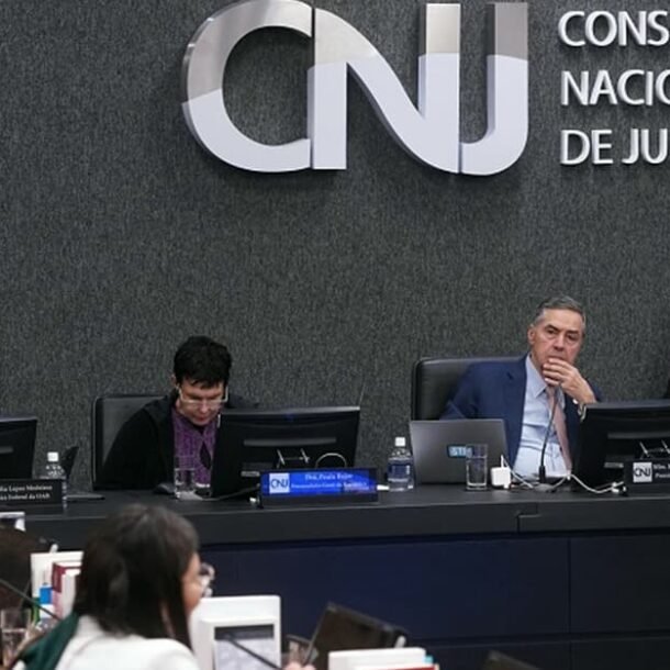 Ação de conselho profissional sem movimentação por 1 ano será extinta   Migalhas