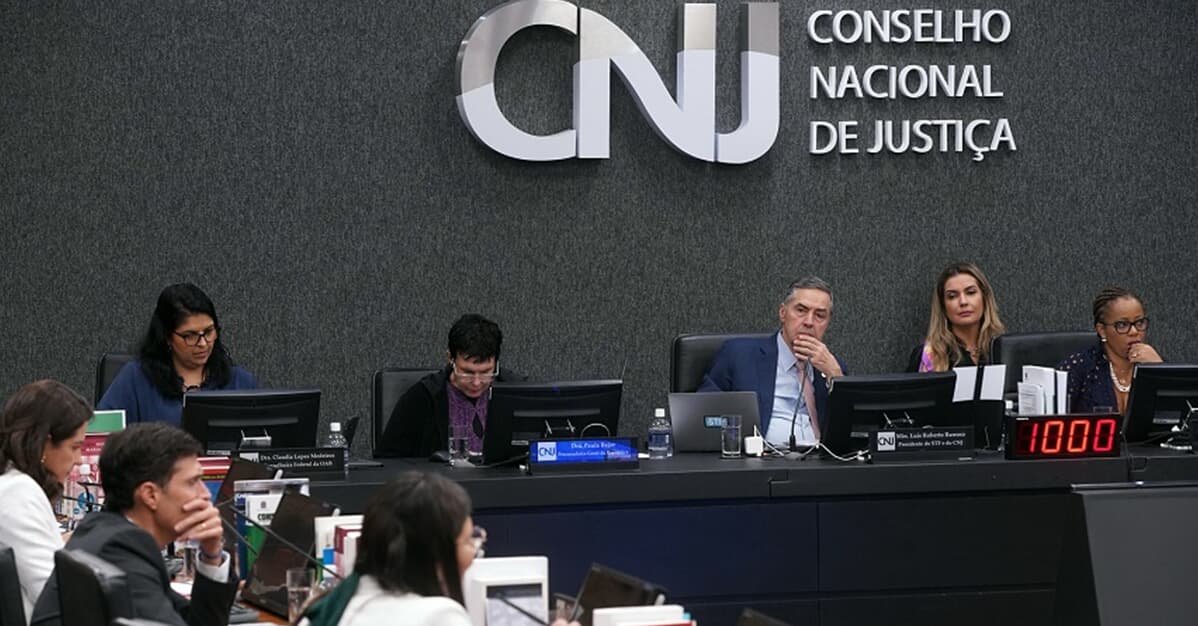 Ação de conselho profissional sem movimentação por 1 ano será extinta   Migalhas