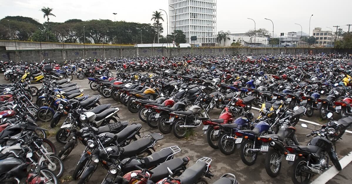DF indenizará proprietário por sumiço de motocicleta apreendida   Migalhas