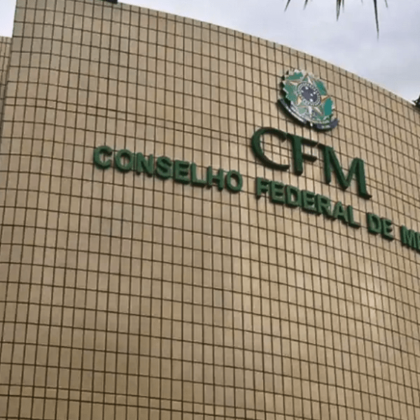 Juiz suspende uso obrigatório de sistema do CFM para atestado médico   Migalhas