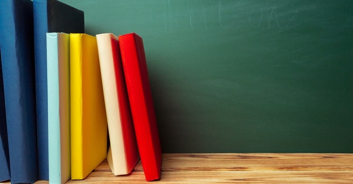 STF tem maioria contra lei que proíbe linguagem neutra em escolas   Migalhas