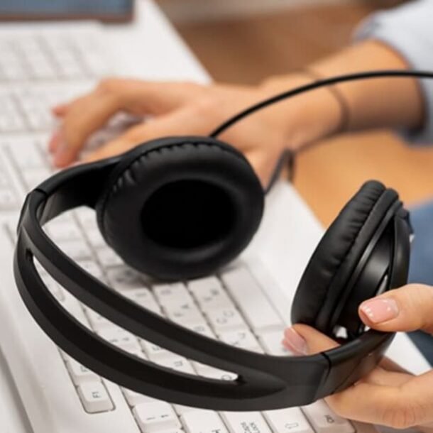 TRT 4: Call center indenizará ex funcionária que desenvolveu ansiedade   Migalhas