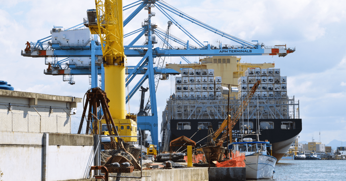 STJ restabelece administração do Porto de Itajaí pela União   Migalhas