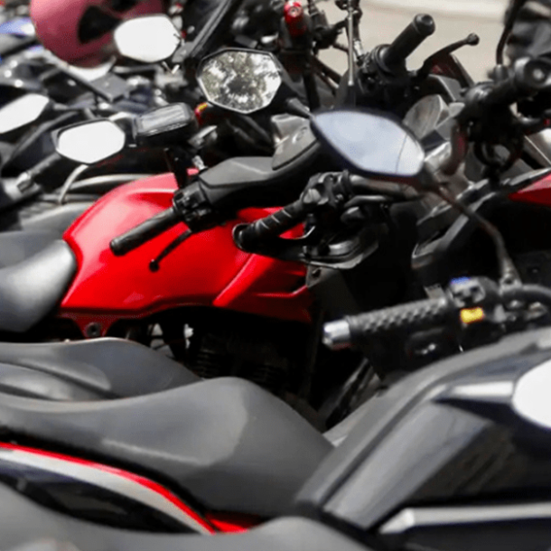 Desembargador mantém suspenso serviço de mototáxi da 99 e Uber em SP   Migalhas