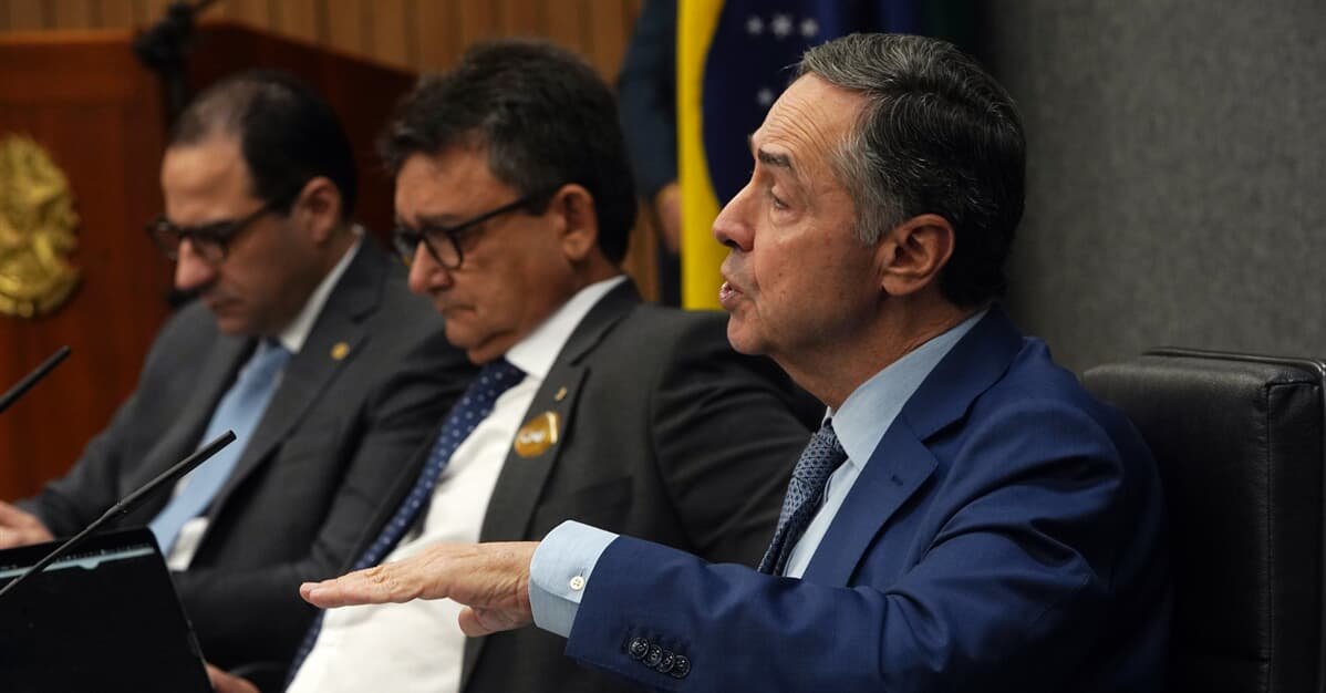 Barroso faz apelo para que tribunais mantenham sustentação síncrona   Migalhas