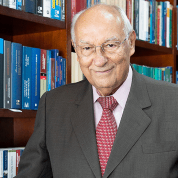 Jurista Ives Gandra da Silva Martins celebra 90 anos   Migalhas