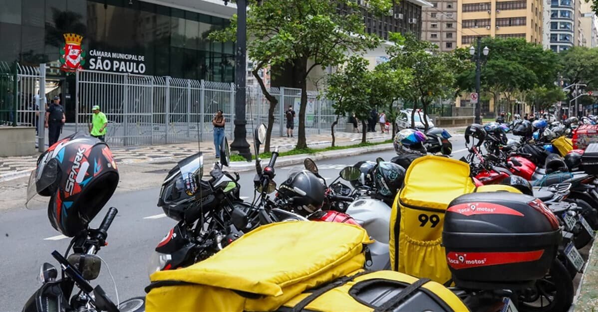 Justiça impede multas a mototáxis por aplicativo em São Paulo   Migalhas