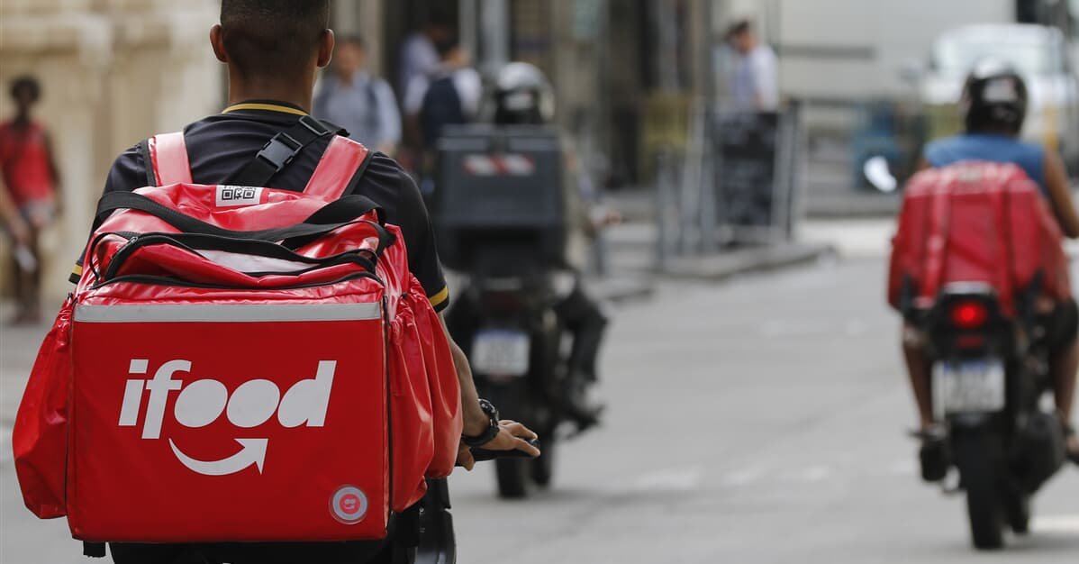 Justiça proíbe iFood de exigir valor mínimo para pedidos na plataforma   Migalhas